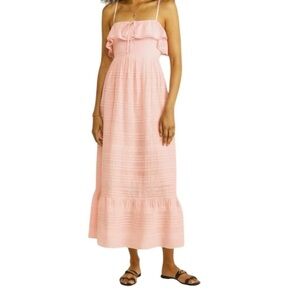 BNWT Vineyard Vines pintuck lace smocked ruffle Dress